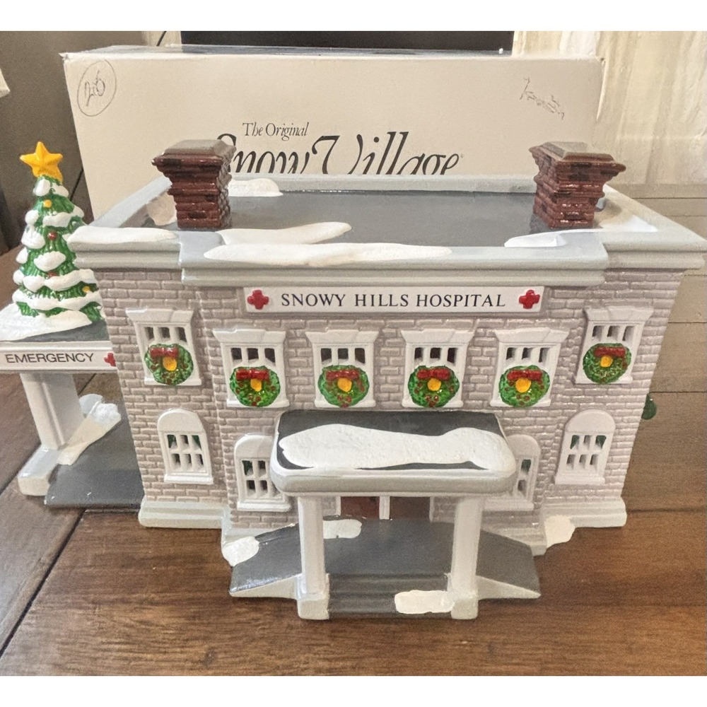 Dept 56 Original VTG Snow Village Snowy Hills Hospital Ret. 1993 Box Light READ